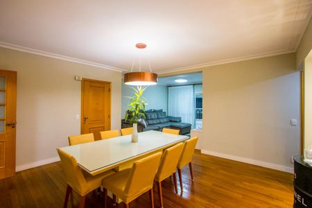 Apartamento para alugar com 127m², 3 quartos e 2 vagasSala