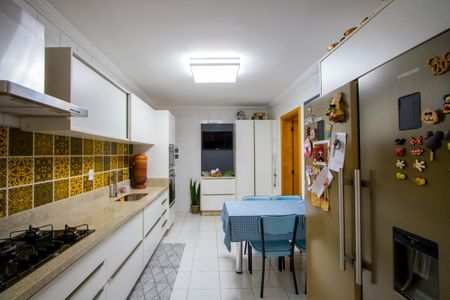 Apartamento para alugar com 127m², 3 quartos e 2 vagasCozinha