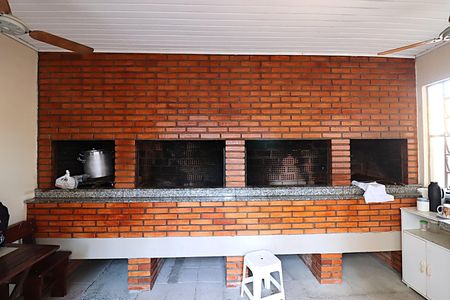 Apartamento à venda com 65m², 2 quartos e 1 vagaÁrea comum