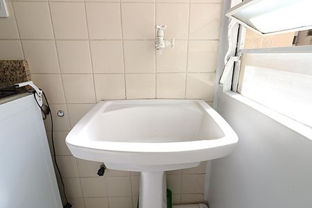 Apartamento à venda com 65m², 2 quartos e 1 vagaÁrea de Serviço