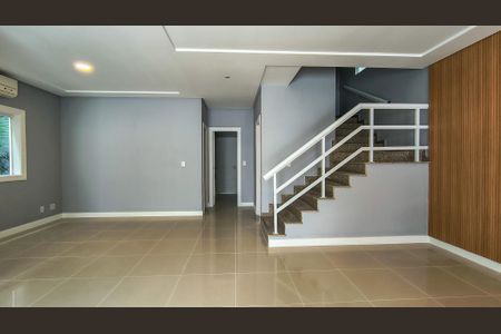 Sala de casa de condomínio à venda com 5 quartos, 480m² em Barra da Tijuca, Rio de Janeiro