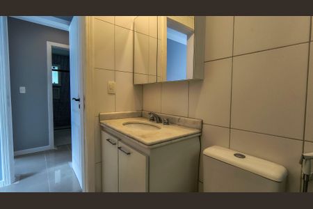 Casa de condomínio à venda com 480m², 5 quartos e 4 vagas Casa de condomínio à venda com 480m², 5 quartos e 4 vagasBanheiro da Suíte 3