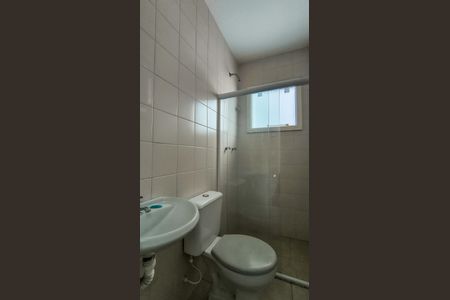 Casa de condomínio à venda com 480m², 5 quartos e 4 vagas Casa de condomínio à venda com 480m², 5 quartos e 4 vagasBanheiro da Suíte 1