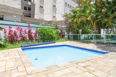 Apartamento à venda com 70m², 2 quartos e 1 vagaÁrea comum - Piscina