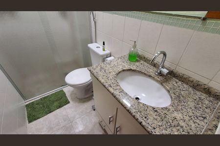 Apartamento à venda com 138m², 3 quartos e 2 vagas Apartamento à venda com 138m², 3 quartos e 2 vagasBanheiro Suíte 1