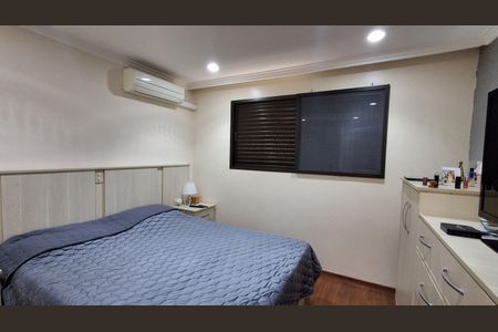 Apartamento à venda com 138m², 3 quartos e 2 vagas Apartamento à venda com 138m², 3 quartos e 2 vagasSuíte 2