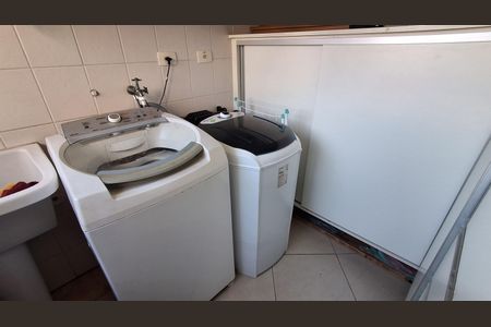 Apartamento à venda com 138m², 3 quartos e 2 vagas Apartamento à venda com 138m², 3 quartos e 2 vagasÁrea de Serviço