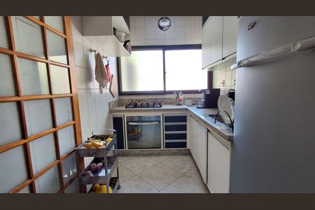 Apartamento à venda com 138m², 3 quartos e 2 vagas Apartamento à venda com 138m², 3 quartos e 2 vagasCozinha