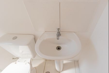 Apartamento à venda com 49m², 3 quartos e 1 vaga Apartamento à venda com 49m², 3 quartos e 1 vagaBanheiro