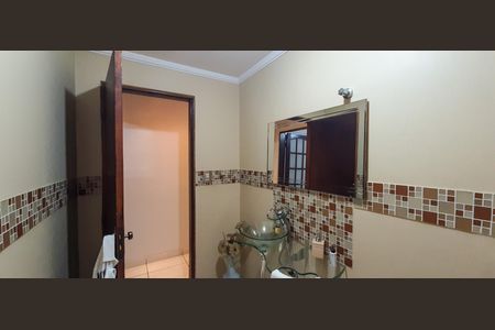 Casa à venda com 180m², 3 quartos e 2 vagas Casa à venda com 180m², 3 quartos e 2 vagasLavabo