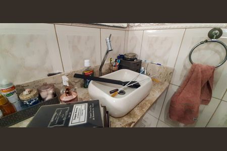 Casa à venda com 180m², 3 quartos e 2 vagas Casa à venda com 180m², 3 quartos e 2 vagasBanheiro da Suíte