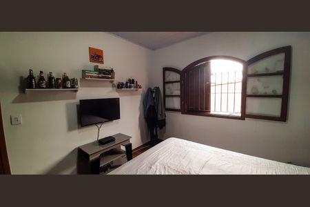 Casa à venda com 180m², 3 quartos e 2 vagas Casa à venda com 180m², 3 quartos e 2 vagasQuarto 1