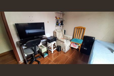 Casa à venda com 180m², 3 quartos e 2 vagas Casa à venda com 180m², 3 quartos e 2 vagasQuarto 2