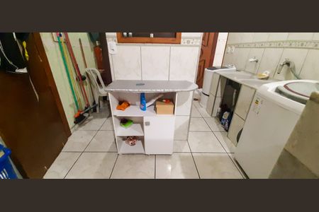 Casa à venda com 180m², 3 quartos e 2 vagas Casa à venda com 180m², 3 quartos e 2 vagasÁrea de Serviço