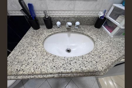 Apartamento à venda com 122m², 3 quartos e 2 vagasBanheiro da Suíte 