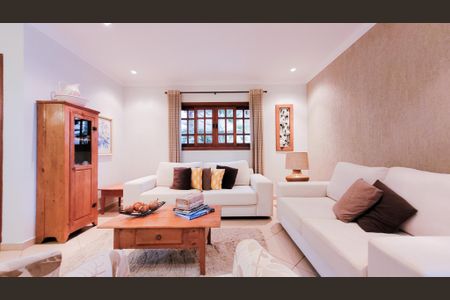 Casa de condomínio para alugar com 250m², 3 quartos e 2 vagas Casa de condomínio para alugar com 250m², 3 quartos e 2 vagasSala