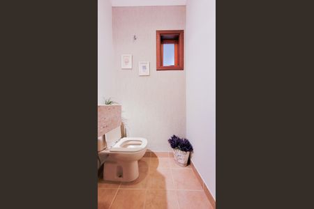 Casa de condomínio para alugar com 250m², 3 quartos e 2 vagas Casa de condomínio para alugar com 250m², 3 quartos e 2 vagasLavabo