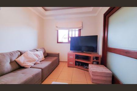 Casa de condomínio para alugar com 250m², 3 quartos e 2 vagas Casa de condomínio para alugar com 250m², 3 quartos e 2 vagasSala de Tv