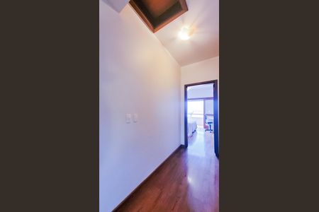 Casa de condomínio para alugar com 250m², 3 quartos e 2 vagas Casa de condomínio para alugar com 250m², 3 quartos e 2 vagasCorrredor dos Quartos