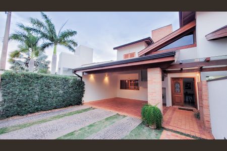 Casa de condomínio para alugar com 250m², 3 quartos e 2 vagas Casa de condomínio para alugar com 250m², 3 quartos e 2 vagasGaragem