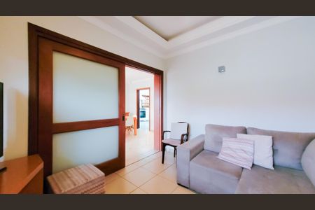 Casa de condomínio para alugar com 250m², 3 quartos e 2 vagas Casa de condomínio para alugar com 250m², 3 quartos e 2 vagasSala de Tv