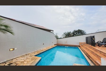 Casa de condomínio para alugar com 250m², 3 quartos e 2 vagas Casa de condomínio para alugar com 250m², 3 quartos e 2 vagasPiscina