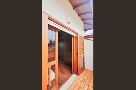 Casa de condomínio para alugar com 250m², 3 quartos e 2 vagas Casa de condomínio para alugar com 250m², 3 quartos e 2 vagasVaranda da Suíte 2