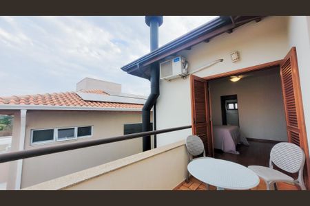 Casa de condomínio para alugar com 250m², 3 quartos e 2 vagas Casa de condomínio para alugar com 250m², 3 quartos e 2 vagasVaranda da Suíte Master