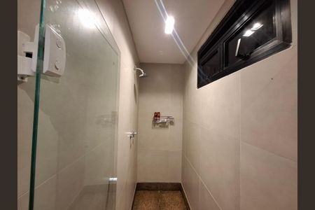 Apartamento à venda com 87m², 2 quartos e 1 vaga Apartamento à venda com 87m², 2 quartos e 1 vagaBanheiro da Suíte