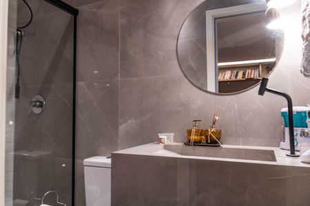 Apartamento à venda com 190m², 3 quartos e 4 vagasBanheiro de Serviço