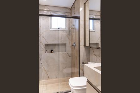 Apartamento à venda com 190m², 3 quartos e 4 vagasBanheiro da Suíte