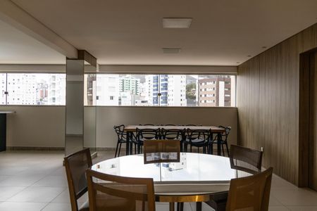 Apartamento à venda com 190m², 3 quartos e 4 vagasÁrea comum - Salão de festas