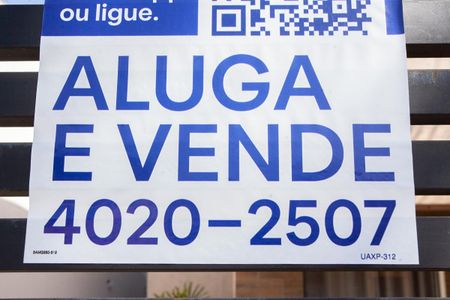 Plaquinha Instalada de apartamento à venda com 3 quartos, 99m² em Planalto, Belo Horizonte
