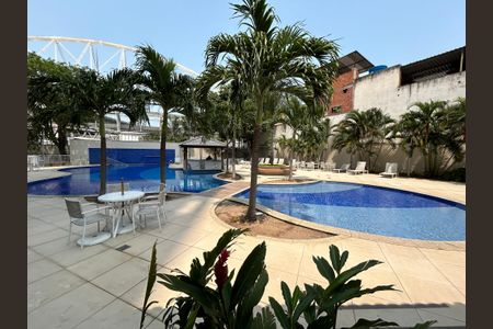 Apartamento à venda com 165m², 3 quartos e 2 vagasÁrea comum - Piscina