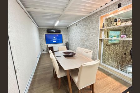 Apartamento à venda com 165m², 3 quartos e 2 vagasCopa