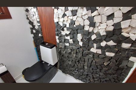 Casa à venda com 390m², 4 quartos e 6 vagas Casa à venda com 390m², 4 quartos e 6 vagasLavabo da Sala