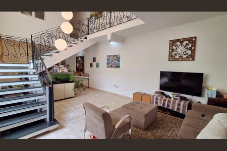 Sala de casa à venda com 4 quartos, 390m² em Vila Caminho do Mar, São Bernardo do Campo