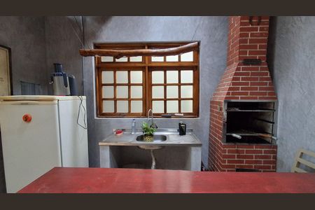 Casa à venda com 390m², 4 quartos e 6 vagas Casa à venda com 390m², 4 quartos e 6 vagasÁrea gourmet