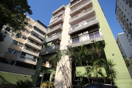 Apartamento à venda com 99m², 3 quartos e 1 vagaFachada