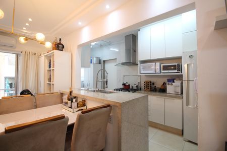 Apartamento à venda com 99m², 3 quartos e 1 vagaCozinha