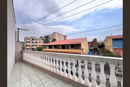 Sacada de casa para alugar com 2 quartos, 200m² em Jardim Santa Beatriz, Guarulhos