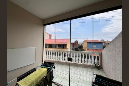 Sacada de casa para alugar com 2 quartos, 200m² em Jardim Santa Beatriz, Guarulhos