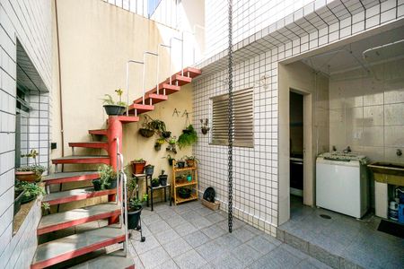 Casa à venda com 210m², 4 quartos e 2 vagasQuintal