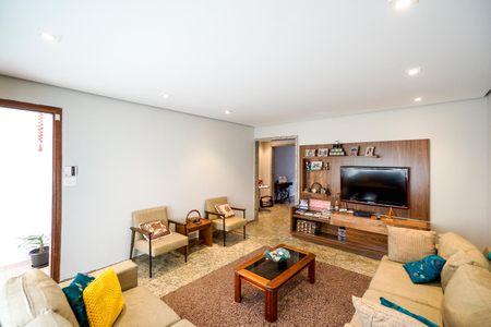 Sala de casa à venda com 4 quartos, 210m² em Vila Gomes Cardim, São Paulo