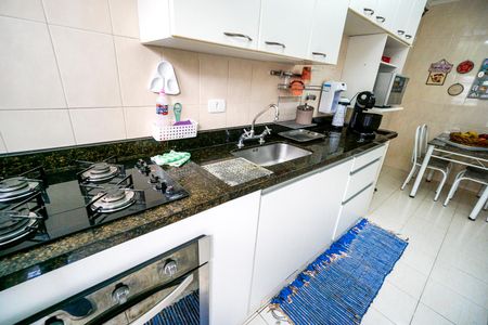 Casa à venda com 210m², 4 quartos e 2 vagasCozinha