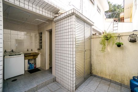 Casa à venda com 210m², 4 quartos e 2 vagasQuintal
