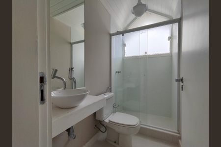 Casa de condomínio à venda com 380m², 5 quartos e 2 vagasBanheiro da Suíte 1