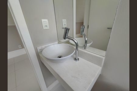 Casa de condomínio à venda com 380m², 5 quartos e 2 vagasBanheiro da Suíte 1