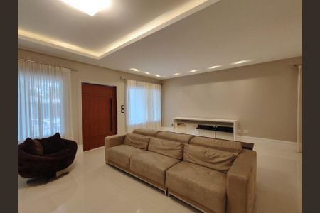 Sala de casa de condomínio à venda com 5 quartos, 380m² em Barra da Tijuca, Rio de Janeiro