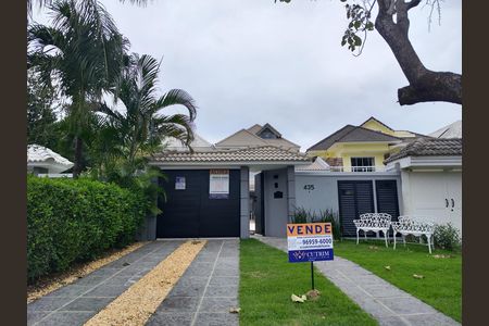 Fachada de casa de condomínio à venda com 5 quartos, 380m² em Barra da Tijuca, Rio de Janeiro